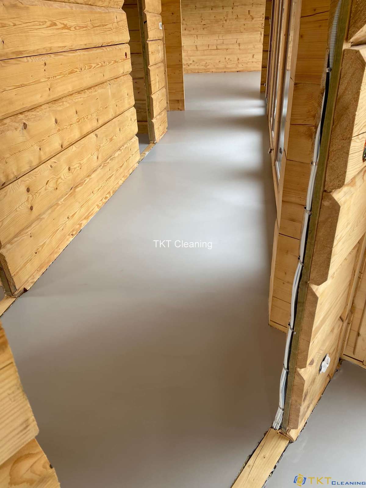 Sàn nhà xi măng Microcement kết hợp đồ gỗ