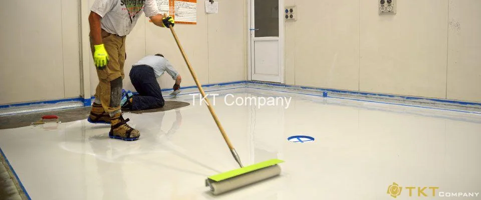 Thi công Epoxy Vân Kim Loại Lớp Trung Gian Scratch Coat