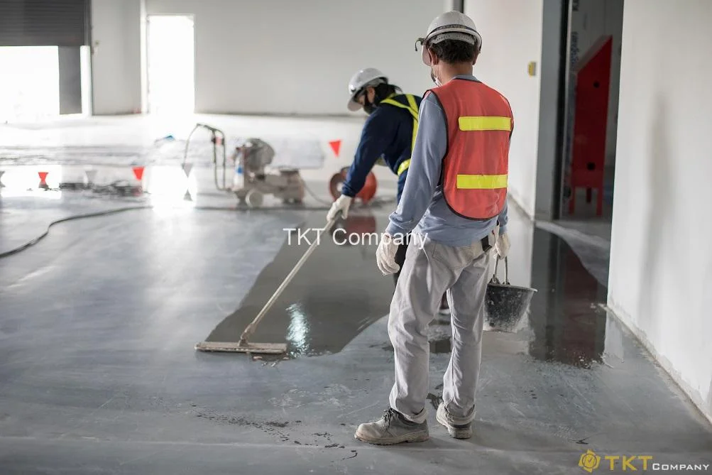 Thi công sàn Epoxy lăn Primer