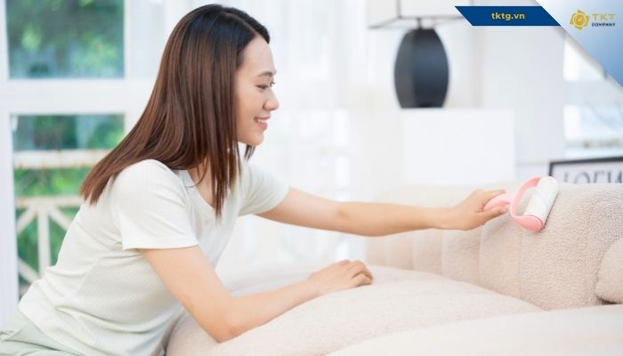 Lợi ích khi vệ sinh ghế sofa nhung thường xuyên