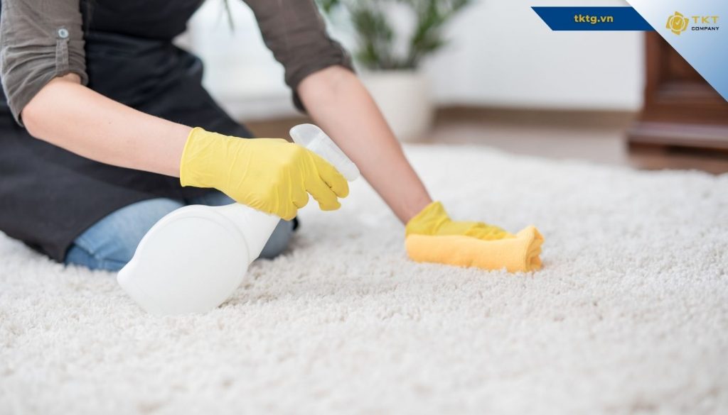 Hướng dẫn tẩy vết nước tương trên thảm với dung dịch chuyên dụng