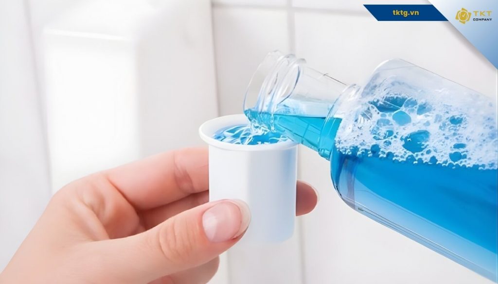 cách lau nhà không bị bết