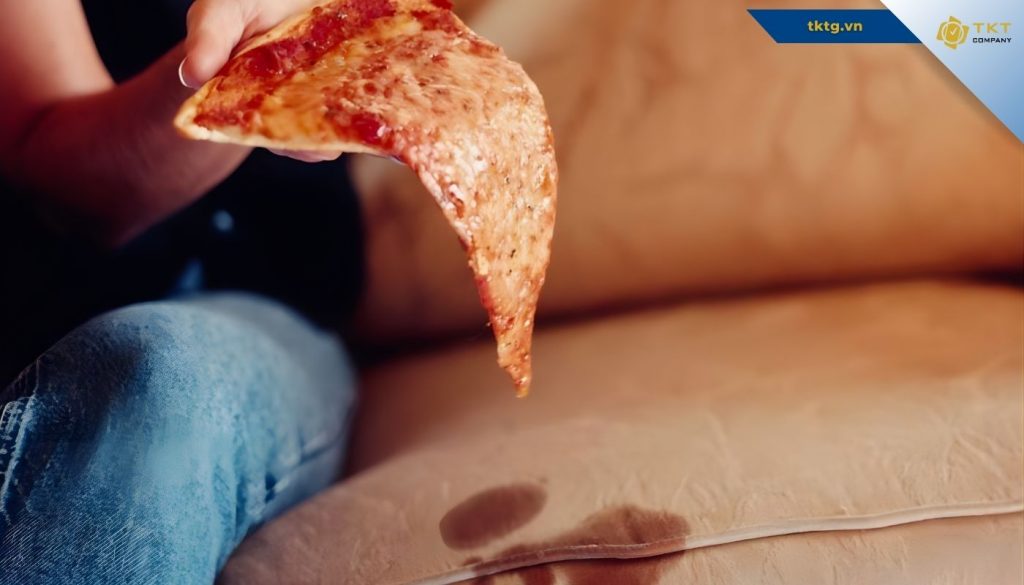 Tại sao ghế sofa lại bay mùi hôi gây khó chịu?