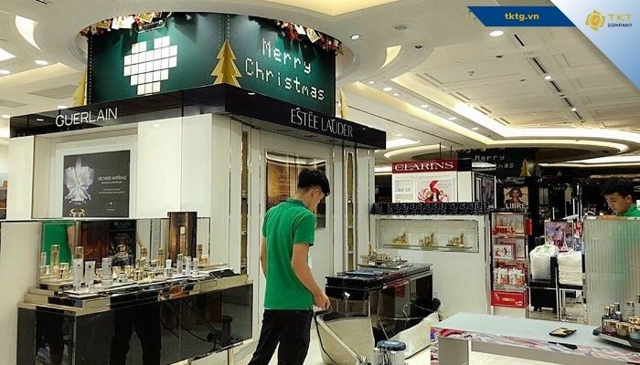 Vệ sinh cửa hàng, showroom